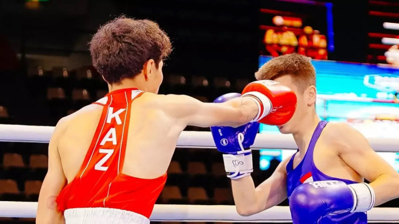 Казахстан триумфально стартует: первое золото на чемпионате Азии в поединке с Узбекистаном!