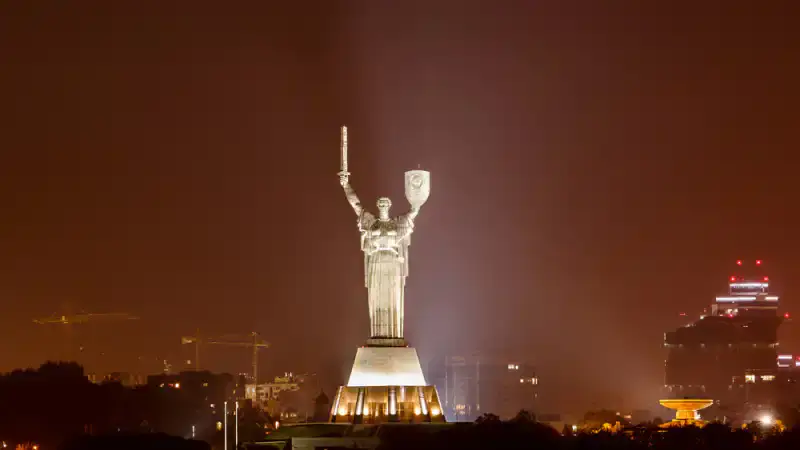 Киев под огнем: российские дроны 'Герань' атакуют столицу
