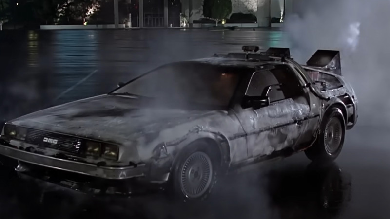 Оживление эпохи: оригинальный DeLorean и ретроавто в новом музее США