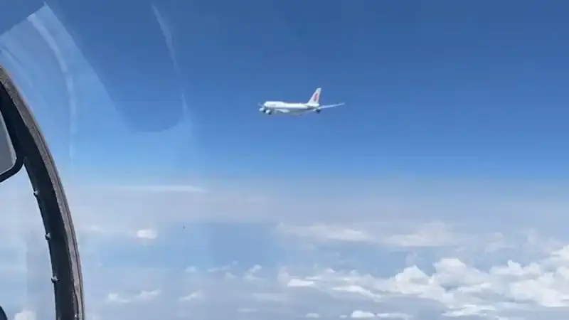 В небе над Астаной: истребители как стражи воздушных ворот для Си Цзиньпина {city2}