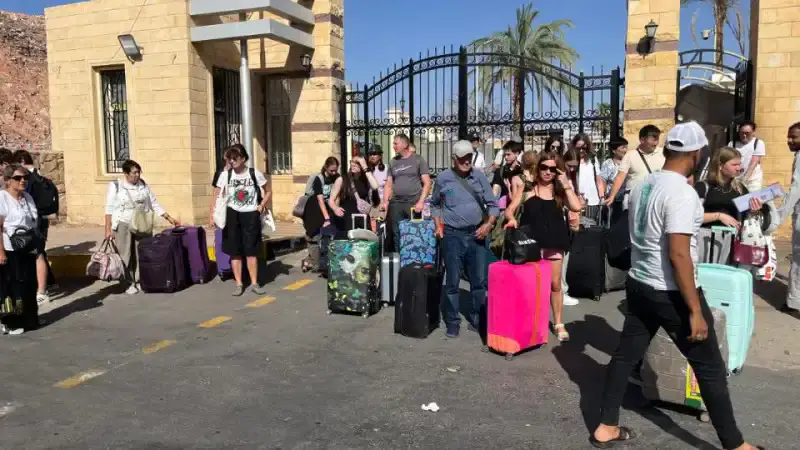 Эвакуация казахстанцев: успешные операции по выводу граждан из Израиля и Ирана на фоне кризиса в Персидском заливе {city2}