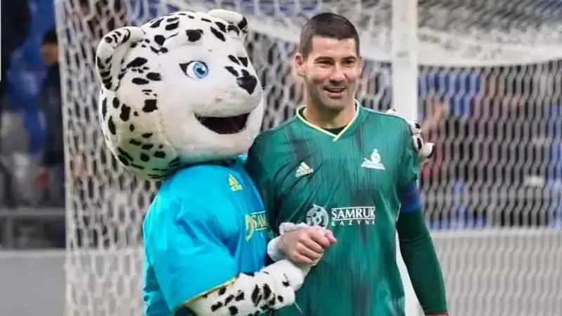 Ненад Эрич покидает Казахстан: легендарный вратарь 'Астаны' отказывается от гражданства на фоне перемен в столице {city2}