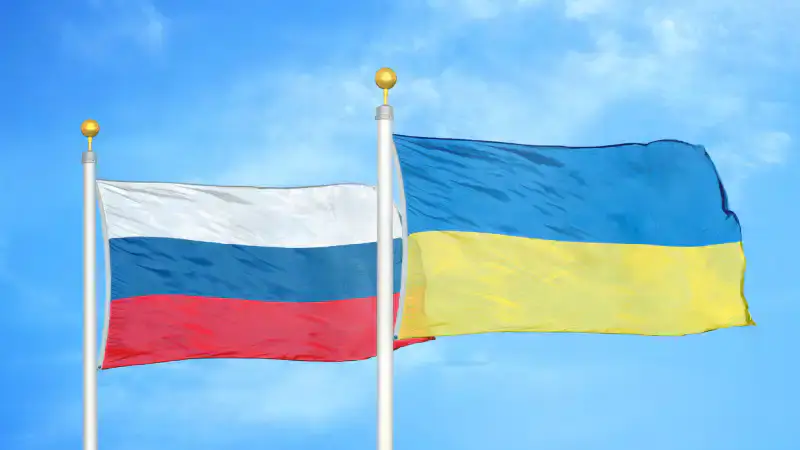 На грани лотереи: кто вытащит счастливый билет к миру в российско-украинской игре? {city2}