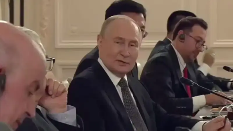 Два берега одной реки: Путин о союзнических связях России и Казахстана {city2}