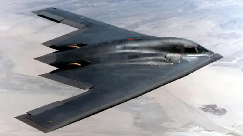 Стелс-бомбардировщики B-2A Spirit вылетели из Миссури к стратегическому острову Диего-Гарсия 15 октября 2023 года {city2}
