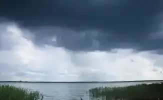 Небо в ожидании танца: дожди и грозы вновь закружат Астану и Алматы
