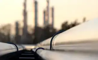 Европа находит новый путь: от нефти и газа к зеленым вершинам независимости