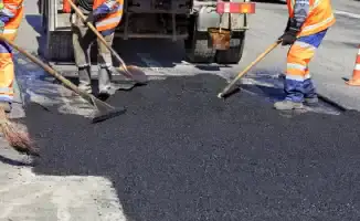 Осенний ремонт дорог: как замена асфальта может обернуться проблемами для горожан