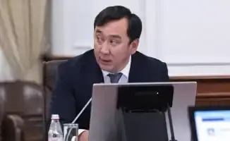 Смена в министерстве транспорта: как уход Карабаева повлияет на транспортную политику страны?