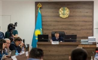 Казахстан: Введение налога на связь и завершение дела Шерзата меняют общественные настроения