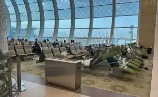 Казахстанцы в Ашхабаде: неожиданные преграды на пути к Дубаю ставят под угрозу планы путешественников