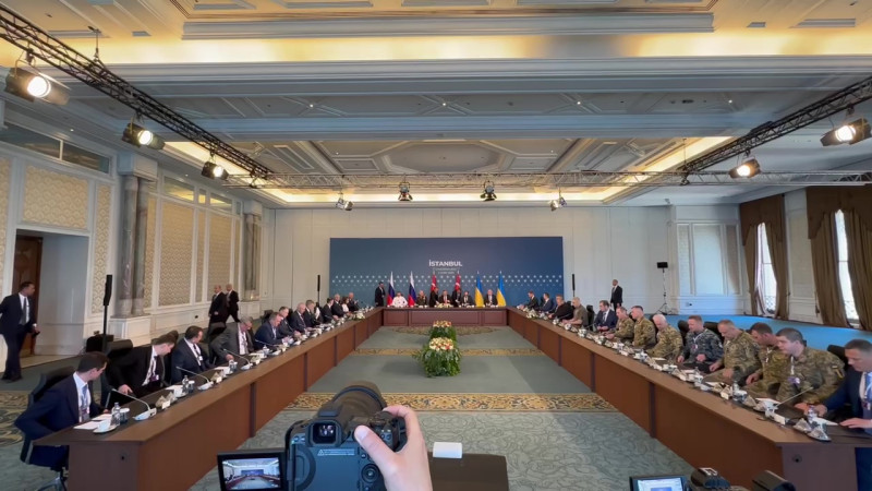 В Стамбуле стартовал второй раунд переговоров России и Украины