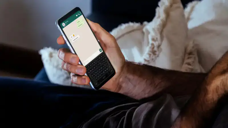 Казахстанец оказался за решеткой на 2,5 года из-за двух голосовых сообщений: новая реальность цифрового общения {city2}