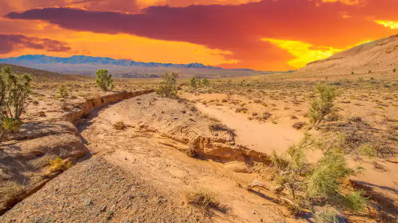 Казахстан: когда солнце и буря танцуют в одном ритме 18 июня {city2}