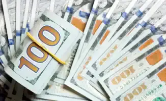 Тенге на качелях: Нацбанк готов поймать валюту, если она начнет падать