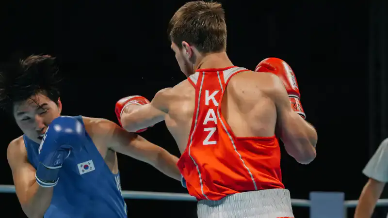 Илья Калинин: Боксёрская симфония в ринге — ноты победы на чемпионате Азии {city2}