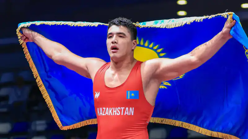Молодые звезды борьбы Казахстана: три медали, как три ярких кометы, озарили чемпионат мира U-20 {city2}
