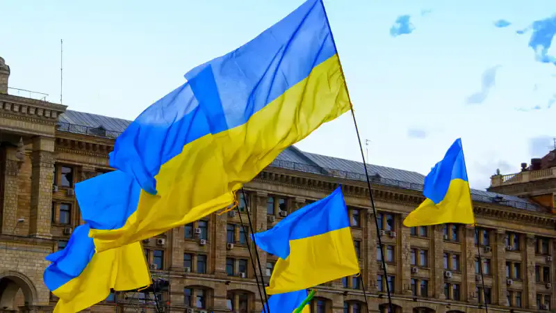 Международное агентство Reuters опубликовало детали 'мирного плана' по Украине, который, как утверждается, стороны обсуждали во время встречи. {city2}