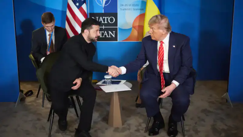 Трамп и Зеленский встретятся в Вашингтоне {city2}