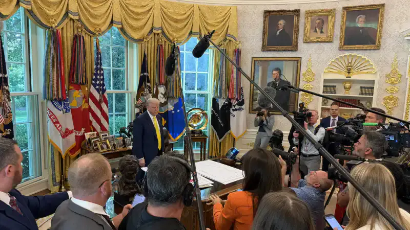 Трамп намекает на дипломатическую трилогию: как отказ Путина повлияет на украинский конфликт? {city2}