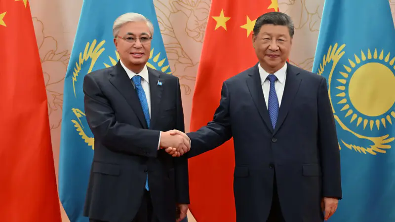 Тандем двух держав: Токаев и Си Цзиньпин сплетают нити сотрудничества {city2}