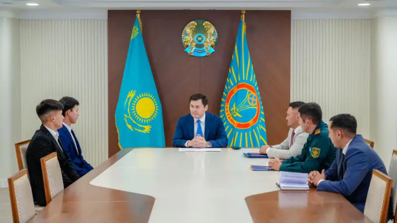 Государственные образовательные гранты для молодых военнослужащих: новые возможности для карьерного роста и развития в Астане {city2}