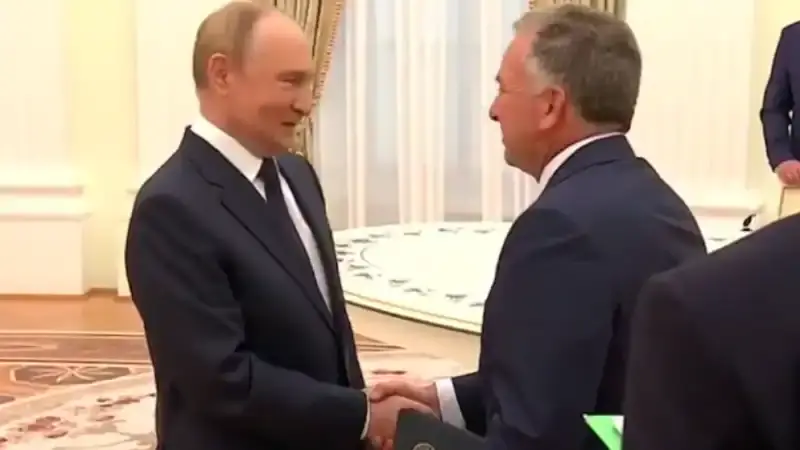 Общественность настороженно оценивает сигналы Путина и спецпосланника Трампа по Украине {city2}