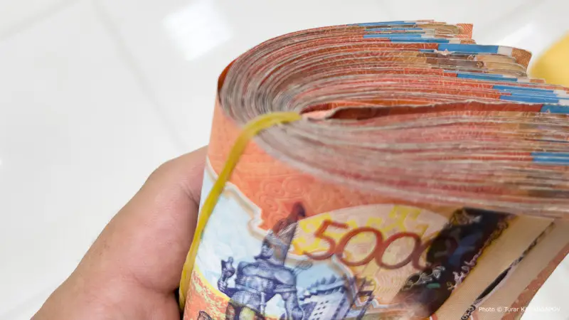 Банкоматы выдают 5000 тенге: деньги прошлого в будущем Кызылорде