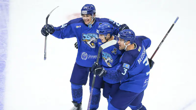 Барыс взмыл к вершинам КХЛ, одолев Амура в хоккейной битве за лидерство {city2}