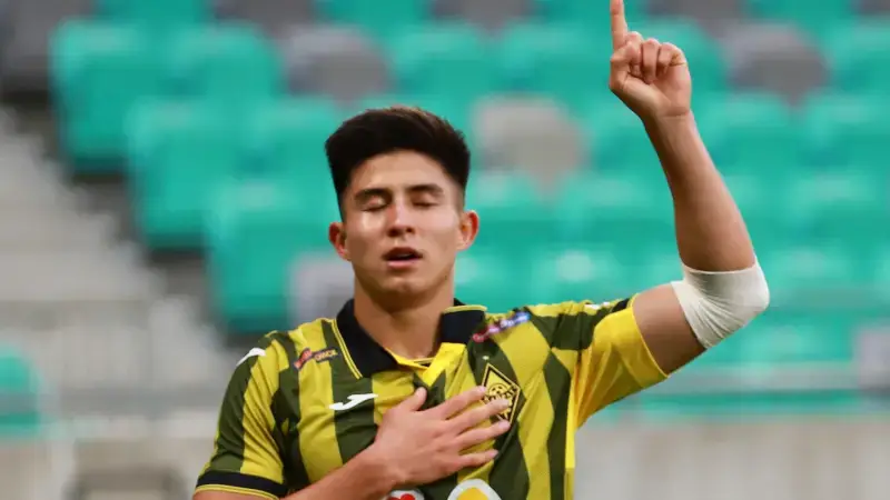 Социальные ожидания: матч 'Кайрат' против 'Актобе' как индикатор футбольной культуры в Казахстане {city2}