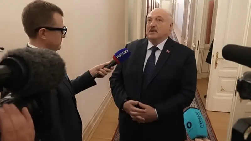 Социальная напряженность: Лукашенко реагирует на угрозы НАТО в контексте безопасности воздушного пространства Беларуси {city2}