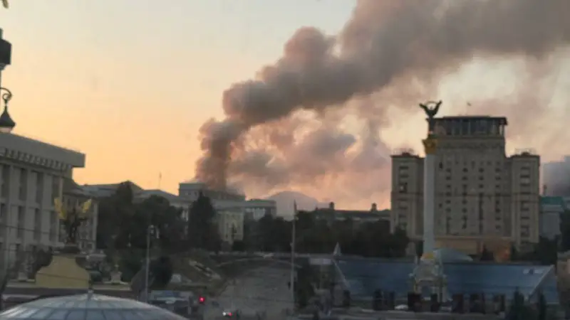 Российская ракета 'Искандер' поразила здание Кабмина Украины в ходе ночной атаки 7 сентября {city2}