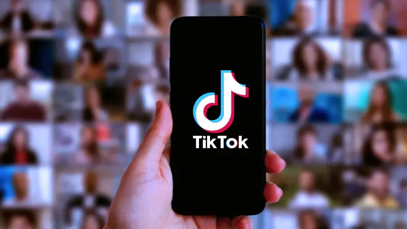 Китай и Запад: социальные последствия передачи технологии TikTok в рамках соглашения Win-Win {city2}