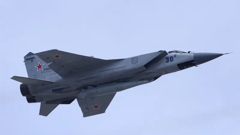 НАТО соберется на консультации после нарушения воздушной границы Эстонии российскими МиГ-31 {city2}