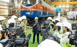 В Астане состоялся пресс-тур на заводе Wabtec, где были представлены новые локомотивы, разработанные в сотрудничестве с КТЖ. Журналистам продемонстрировали новейшие технологии и рассказали о планах по долгосрочному сотрудничеству в области производства и 