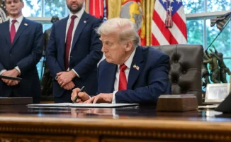Трамп отправляет войска в Портленд для защиты федеральных объектов от угрозы внутреннего терроризма