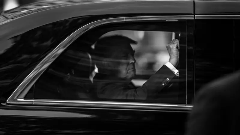 Трамп критикует Нетаньяху за удары по Катару: социальные последствия для израильско-арабских отношений {city2}