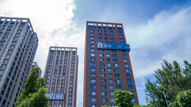 Недвижимость в Казахстане: цены взлетели, как ракета в космос — августовские данные Бюро национальной статистики {city2}