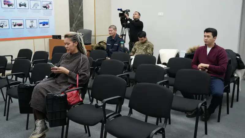 Брифинг о мерах предотвращения пожаров в жилом секторе в МЧС {city2}