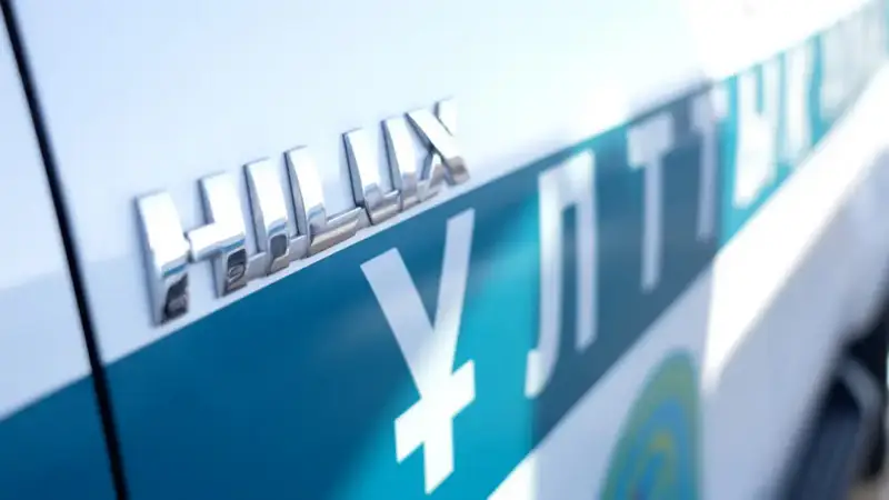 В Караганде гвардейцам вручили ключи от новых служебных автомобилей (5)