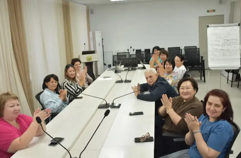 Золотая нить в ткани профсоюзного движения: Восточно-Казахстанский фтизиопульмонологический центр на пьедестале почета {city2}