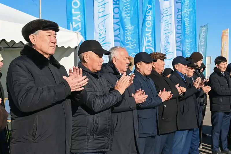 Введена в эксплуатацию дорога «Кызылорда-Жезказган» (10)