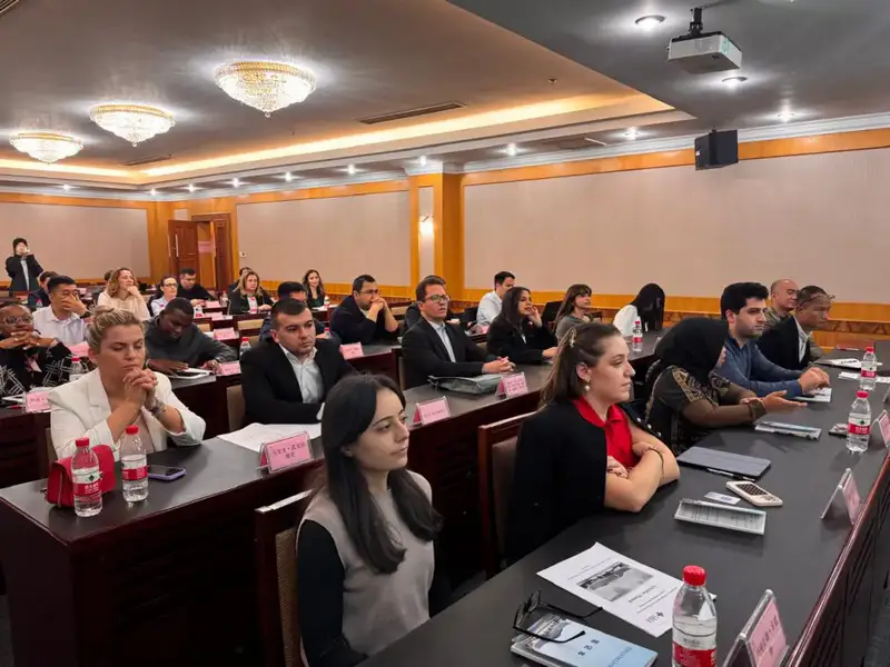 Казахстанская делегация на семинаре в Китае {city2}