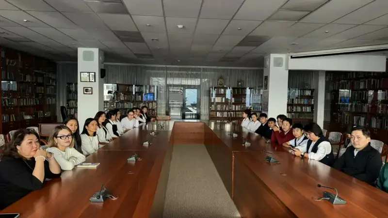 Встреча под звездой литературы: Такен Алимкулов и его «Қараой» в свете новых открытий {city2}