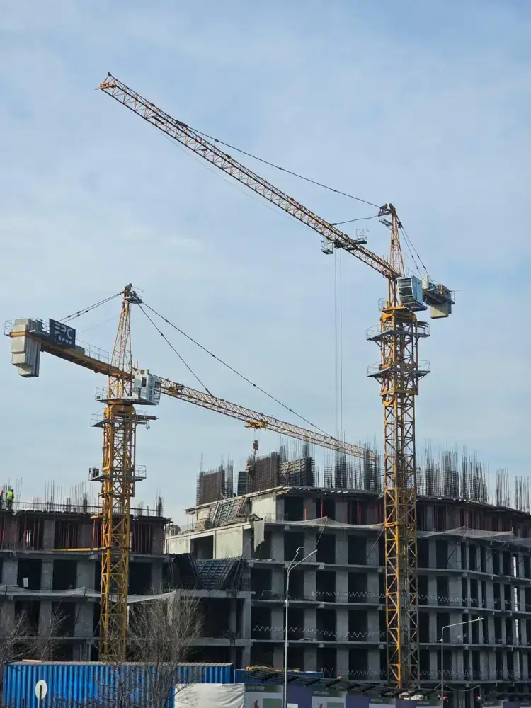 Алматы: архитектурный щит для обновленного Генплана {city2}