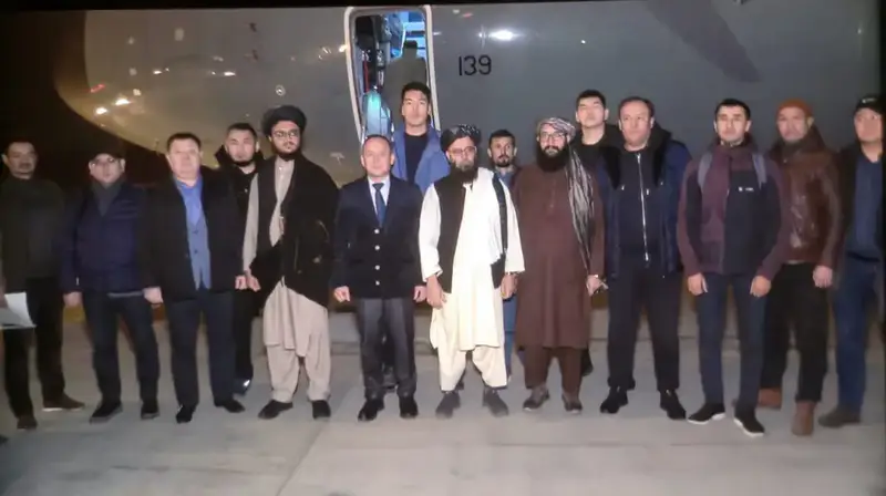 Казахстан отправил в Афганистан 13 врачей и 18 тонн медицинских материалов для помощи пострадавшим от землетрясений. {city2}