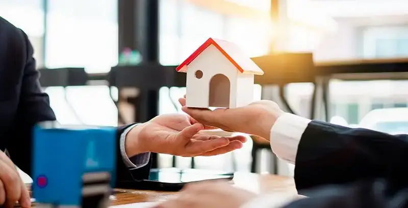 Октябрьский бум: 41 тысяча сделок, как новая волна на рынке жилья {city2}