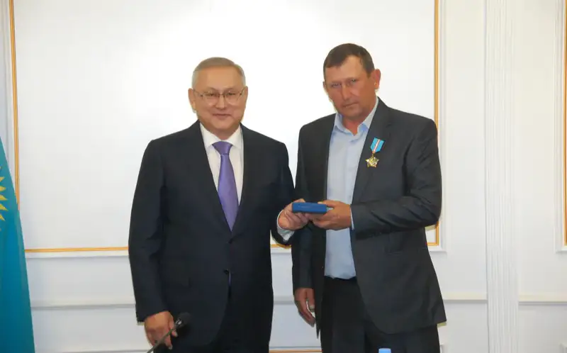 Награждение аграриев Жетісу: Признание успехов сельского хозяйства в Казахстане {city2}