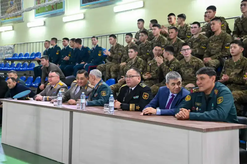 В Астане подвели итоги турнира по волейболу в честь 80-летия Халық қаһарманы Мухтара Алтынбаева (5)