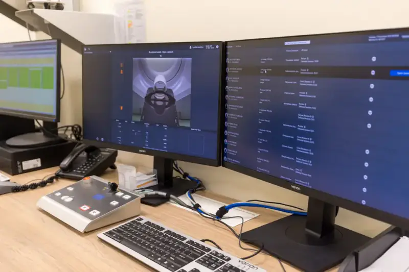 Олжас Бектенов проверил реализацию поручений Президента по развитию передовых технологий в медицине (3)